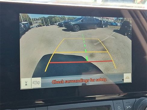 Certified 2024 Toyota Grand Highlander XLE image 16