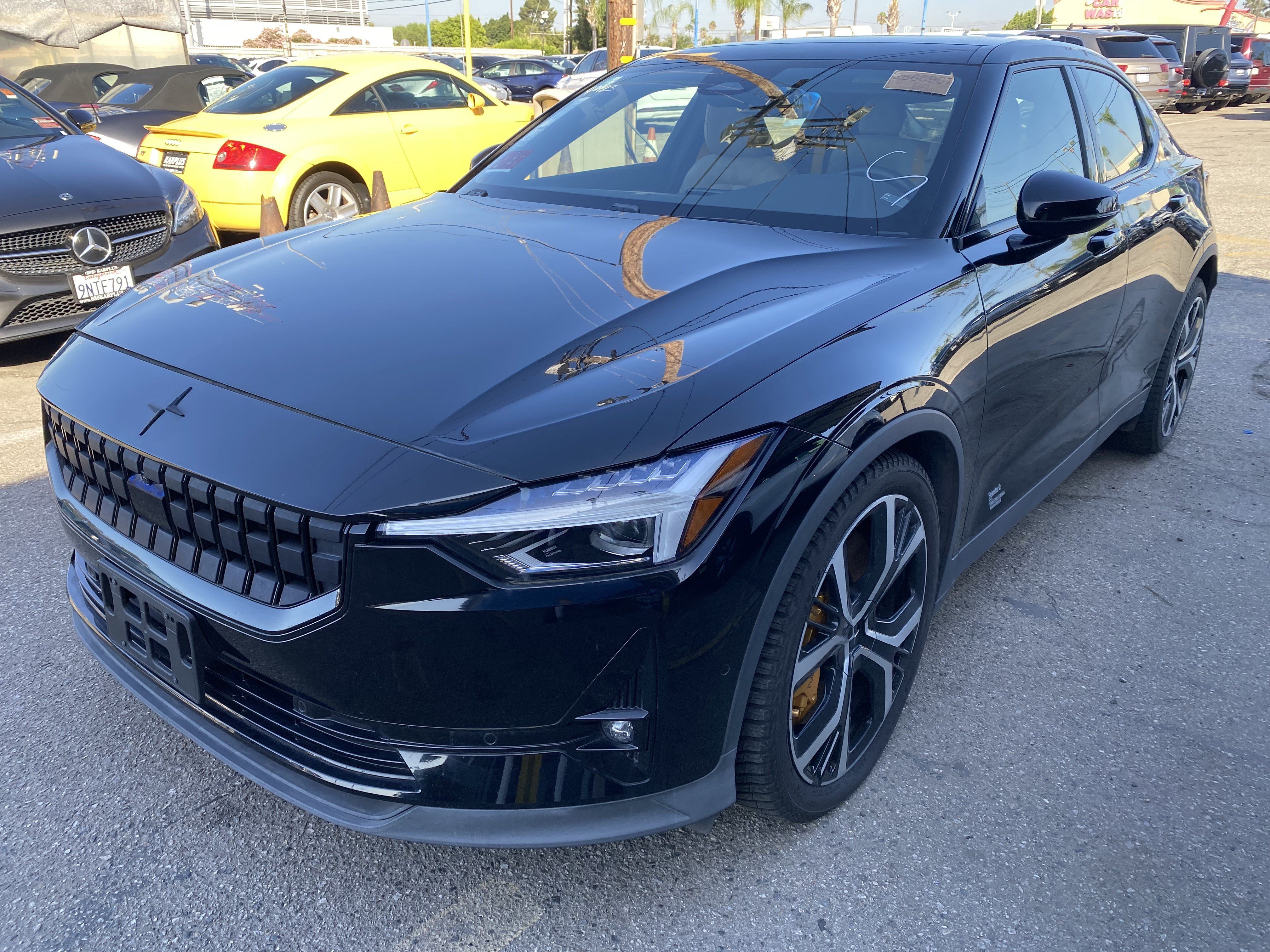 Used 2022 Polestar Polestar 2 w/ Performance Package AWD/4WD image 2