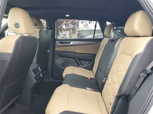 New 2026 Volkswagen Atlas Cross Sport SE image 11