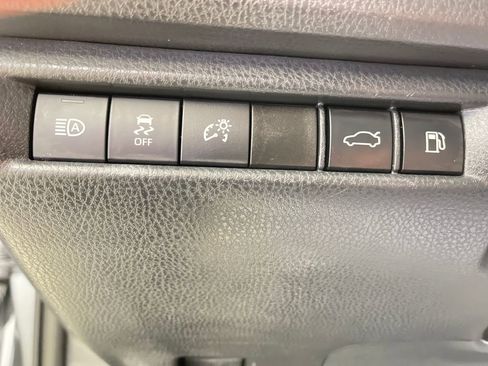 Certified 2025 Toyota Camry SE FWD image 29