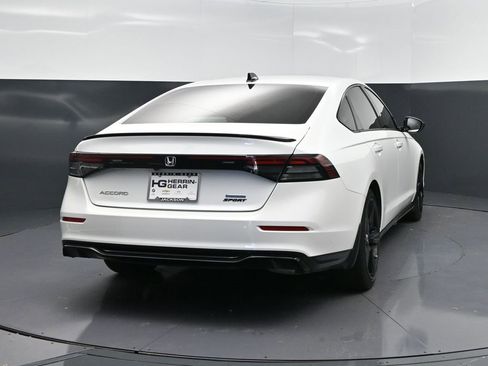 Used 2024 Honda Accord Sport image 7