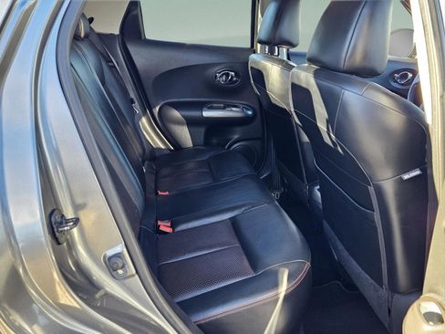 Used 2014 Nissan Juke SL image 11