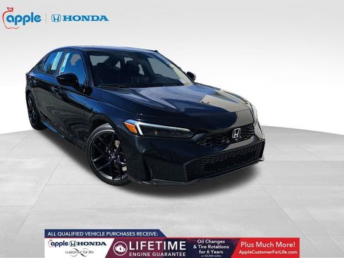 Used 2025 Honda Civic Sport image 3