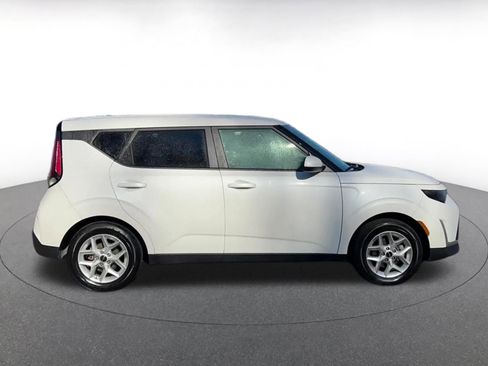 Used 2025 Kia Soul LX w/ LX Technology Package image 15