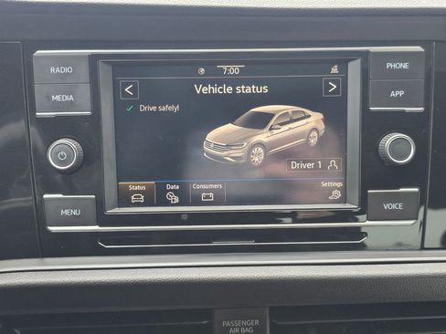 Used 2020 Volkswagen Jetta R-Line image 43