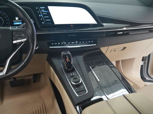 Used 2021 Cadillac Escalade Premium Luxury w/ Driver Assist Tech Package AWD/4WD image 18