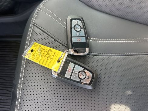 Used 2023 Ford Mustang Mach-E Premium image 34