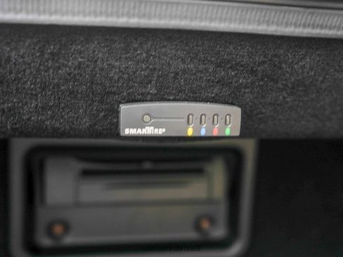 Used 2005 Aston Martin DB9 Coupe image 49