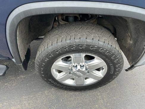 Used 2020 Chevrolet Silverado 2500 LTZ w/ LTZ Plus Package image 13