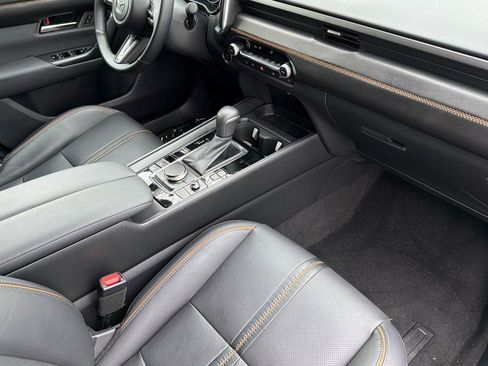 Used 2025 MAZDA CX-50 2.5 Hybrid w/ Premium Plus Pkg image 16