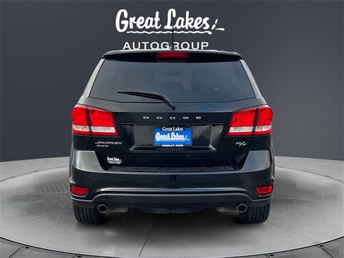 Used 2015 Dodge Journey R/T w/ Flexible Seating Group image 4