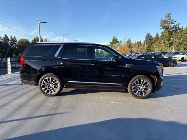 Used 2026 GMC Yukon Denali w/ Denali Reserve Package AWD/4WD image 4