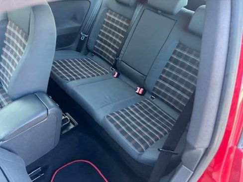 Used 2009 Volkswagen GTI 2-Door image 7