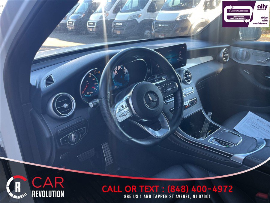 Used 2020 Mercedes-Benz GLC 300 4MATIC image 11