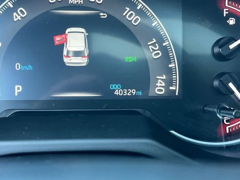 Used 2023 Toyota RAV4 XLE Premium image 25