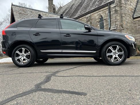 Used 2015 Volvo XC60 T6 Platinum w/ Climate Package image 12
