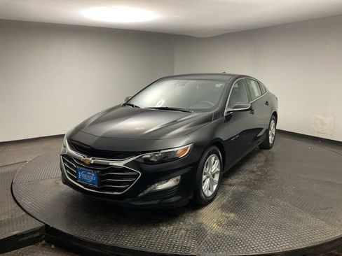 Certified 2024 Chevrolet Malibu LT image 3