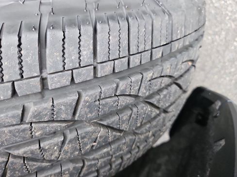 Used 2015 Jeep Grand Cherokee Laredo w/ Quick Order Package 23E image 9