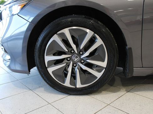 Certified 2019 Honda Accord EX-L image 8