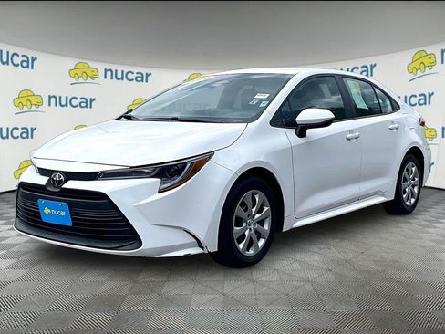 Used 2024 Toyota Corolla LE FWD image 3