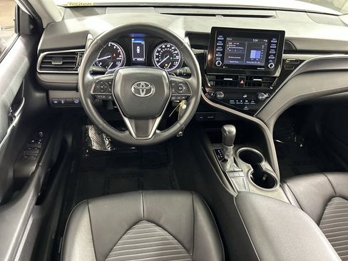 Used 2024 Toyota Camry SE image 22