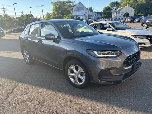 Used 2024 Honda HR-V LX image 3