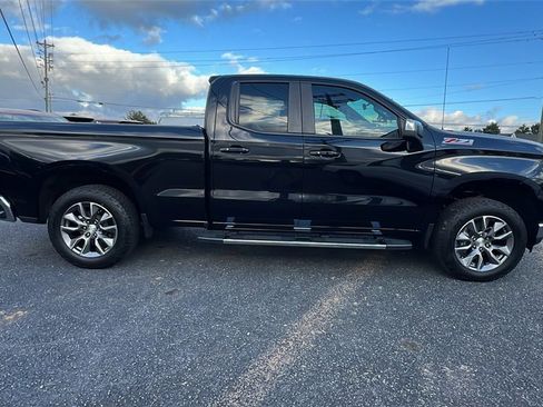 Used 2019 Chevrolet Silverado 1500 LT w/ All-Star Edition image 4