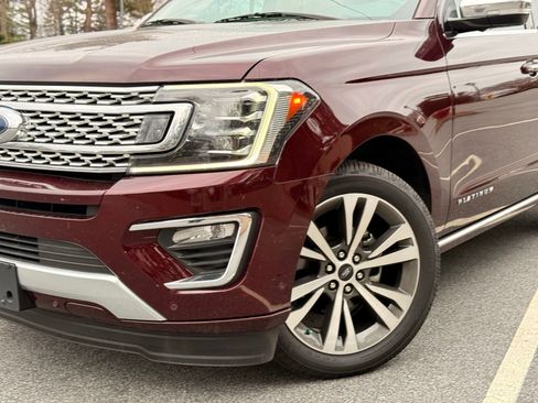 Used 2020 Ford Expedition Platinum image 2