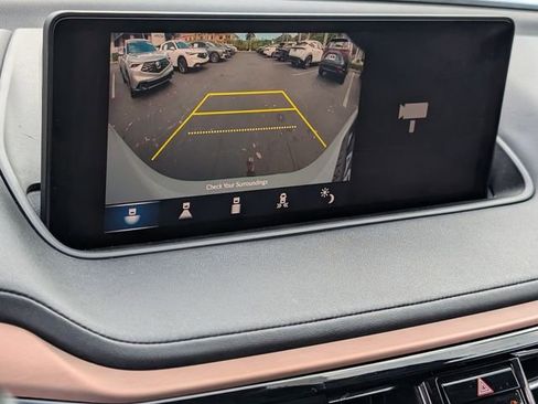 Certified 2022 Acura MDX SH-AWD w/ Technology Package image 32