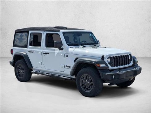 Used 2024 Jeep Wrangler Unlimited Sport AWD/4WD image 3
