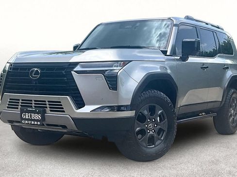 Used 2024 Lexus GX 550 AWD/4WD image 15