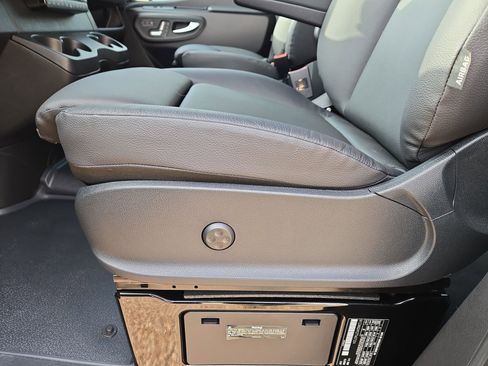 New 2026 Mercedes-Benz Sprinter 2500 image 17