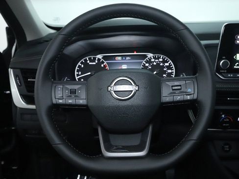 Certified 2026 Nissan Rogue SV image 20