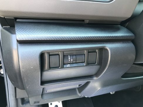 Used 2025 Subaru Crosstrek 2.5i Sport AWD/4WD image 16