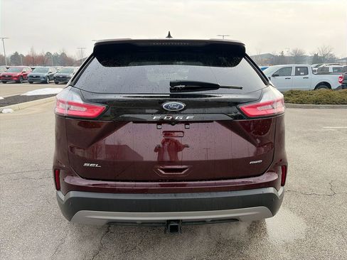 Used 2024 Ford Edge SEL w/ Convenience Package image 6