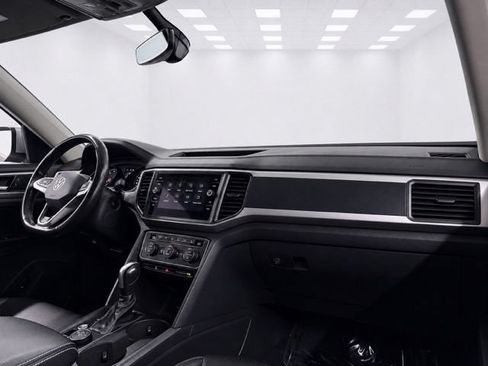 Used 2021 Volkswagen Atlas SE w/ Panoramic Sunroof Package AWD/4WD image 25