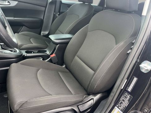 Used 2021 Kia Forte Sedan FWD image 26