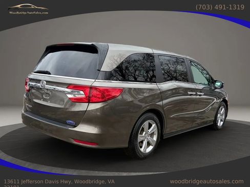 Used 2018 Honda Odyssey EX-L image 4