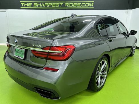 Used 2016 BMW 750i xDrive AWD/4WD image 10