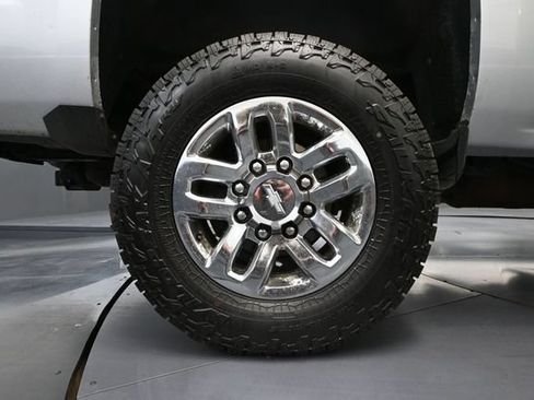 Used 2019 Chevrolet Silverado 3500 LT w/ LT Convenience Package AWD/4WD image 16