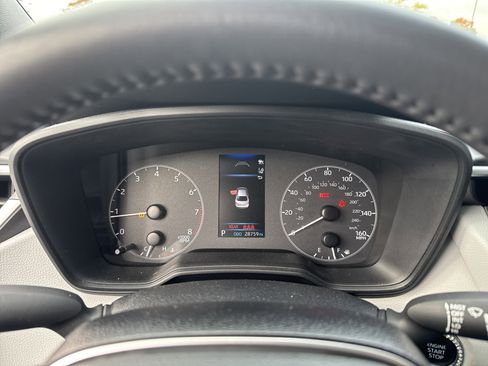 Used 2024 Toyota Corolla SE image 21