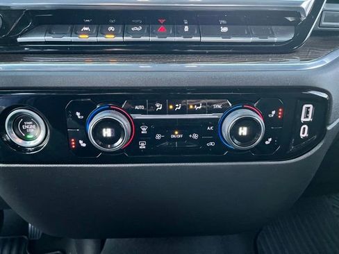 Used 2023 Chevrolet Silverado 1500 RST image 38