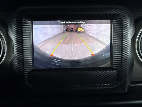 Used 2021 Jeep Wrangler Unlimited Sport AWD/4WD image 33