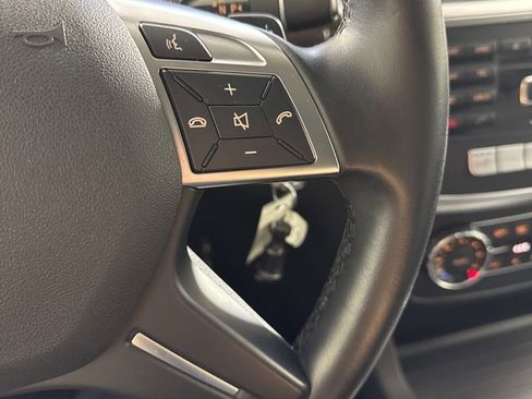 Used 2015 Mercedes-Benz ML 350 4MATIC image 32