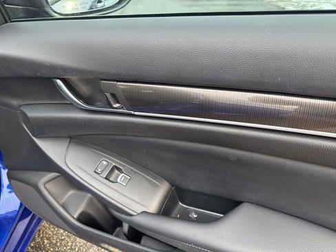 Used 2022 Honda Accord Sport image 15