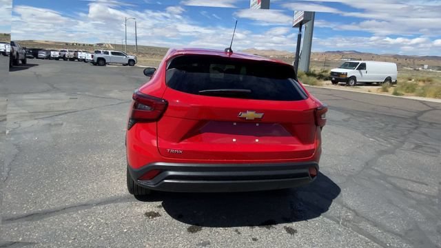 Certified 2026 Chevrolet Trax LS FWD image 7