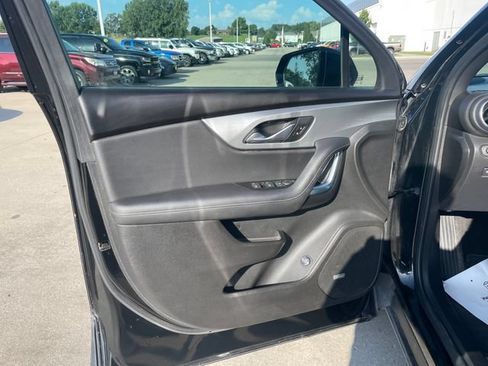 Used 2019 Chevrolet Blazer LT w/ Sound & Technology Package FWD image 20