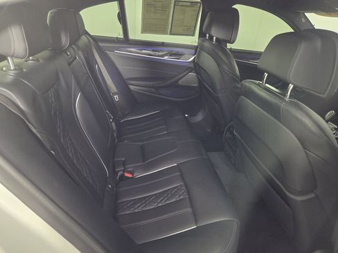 Used 2022 BMW M550i xDrive w/ Executive Package AWD/4WD image 29