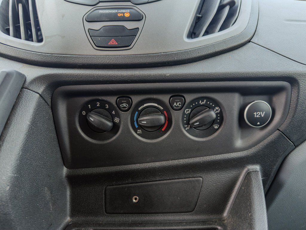 Used 2018 Ford Transit 350 148 High Roof Extended DRW RWD image 27