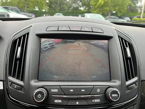 Used 2016 Buick Regal Premium w/ Driver Confidence Package #1 FWD image 11
